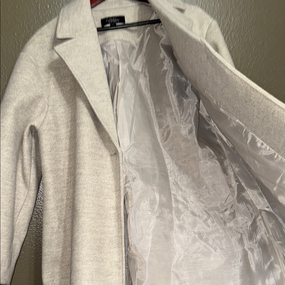 CoffeeShop Cream Trench Coat - Picture 7 of 14